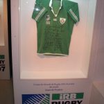 Le maillot dédicacé des Springboks (équipe d'Afrique du Sud) à la Coupe du Monde de rugby 2003.